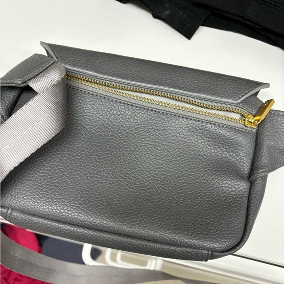 EUC Freshly Picked Park Pack in Stone - Picture 7 of 8